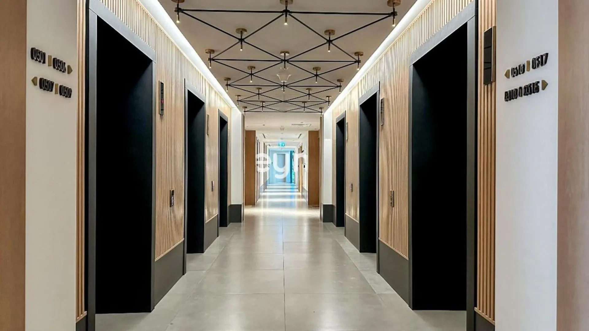 Soothing Studio Getaway In Marquise Square -Business Bay Dubai Apartment